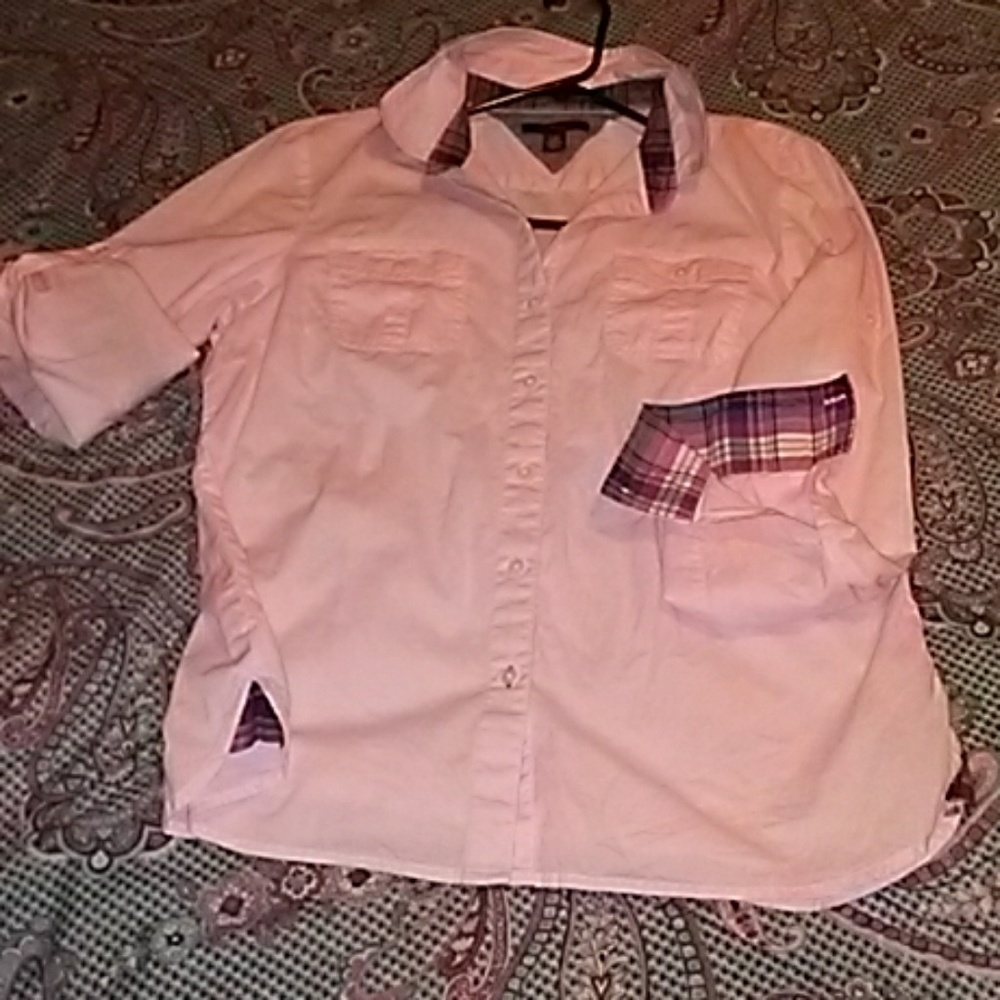 NWOT Tommy Hilfiger Button Down Top